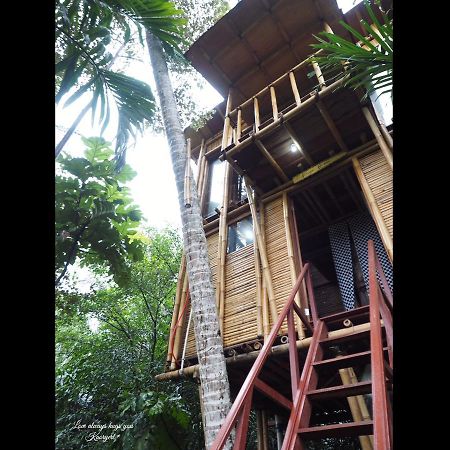 Hars Garden Tree Houses Hotel Ubud Exterior foto